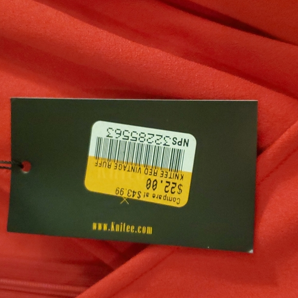 Knitee red flutter sleeve front ruffle dress. - Picture 5 of 9